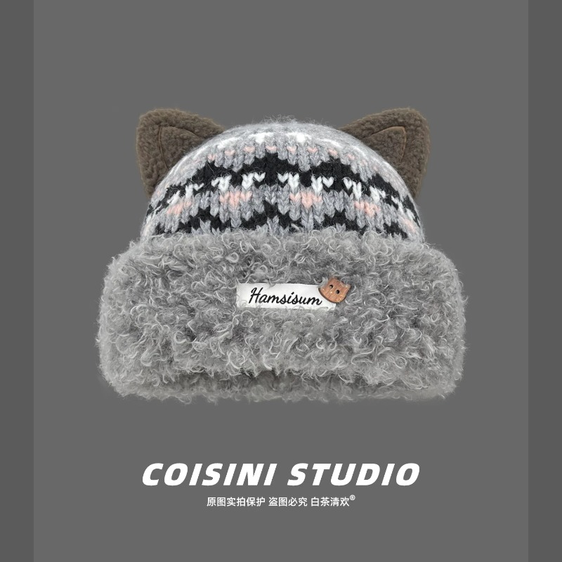 Women‘s Beanie Hat with Cute C - đánh giá và giá Beanie Cuffed Knit