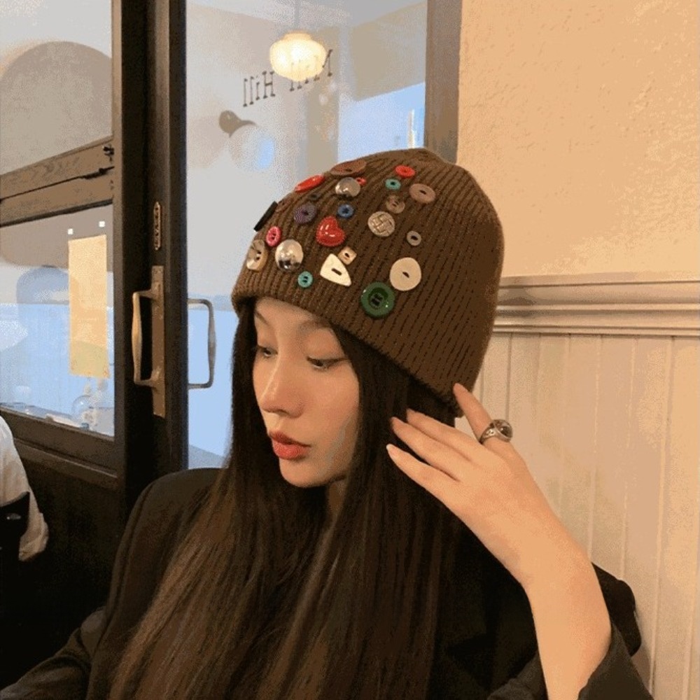 Colorful Button Beanie Hat Irr - đánh giá và giá Beanie Cuffed Knit